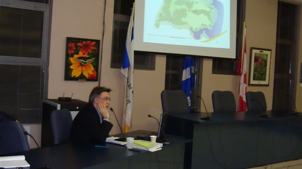 Le dernier mot aux citoyens, promet Carignan